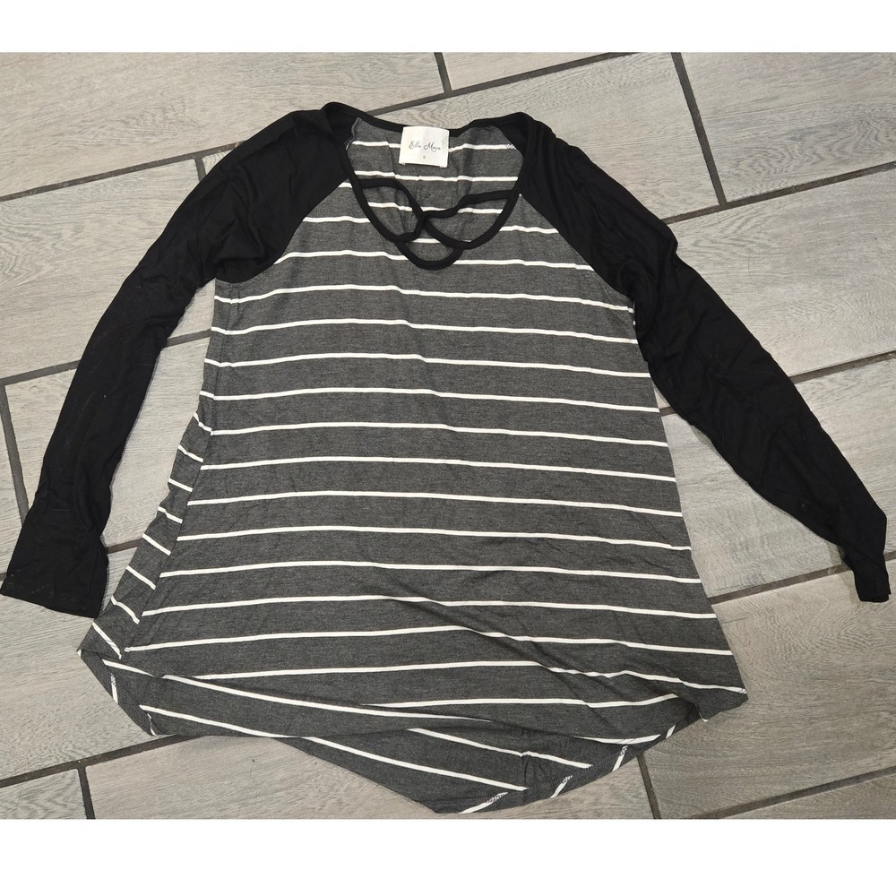 NWOT Ella Mae Women Gray White Stripe Lattice Neck Raglan Long Sleeve Tunic 4864